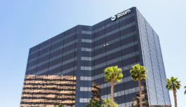 Zoomが第1四半期の収益3億2,800万ドルを達成 Zoomが第1四半期の収益3億2,800万ドルを達成