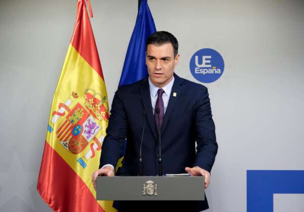 Minister Pedro Sanchez